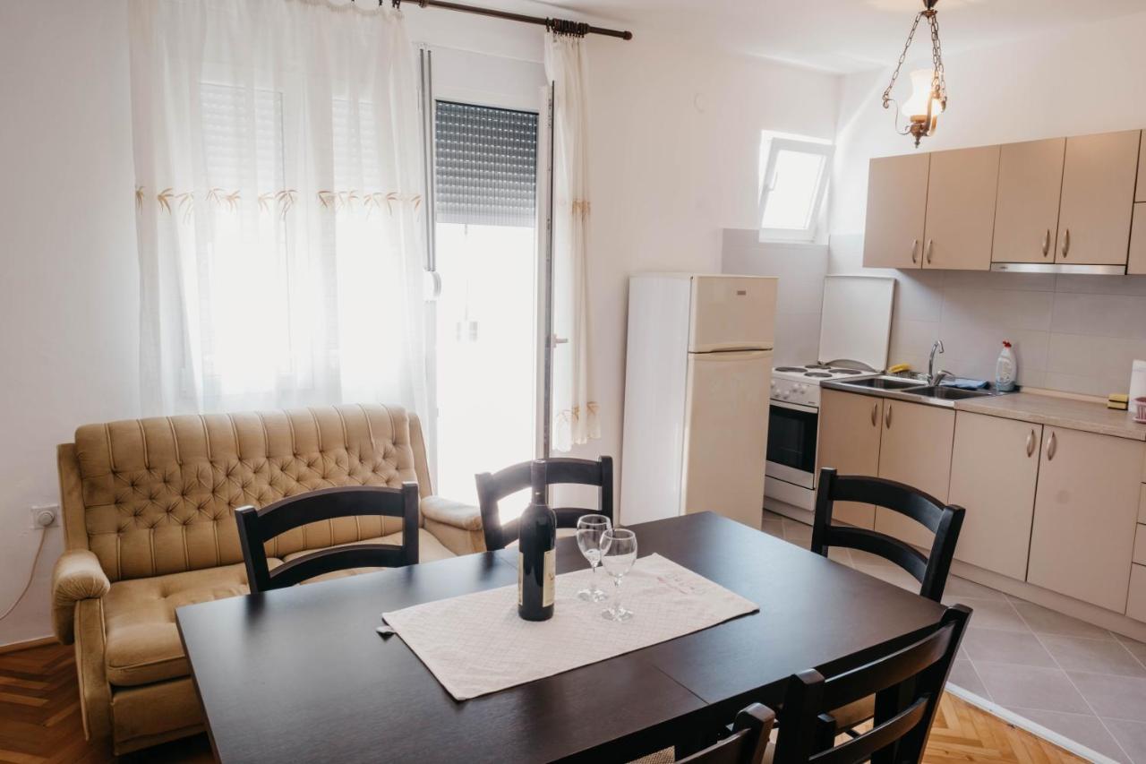 Apartment Bracovic - City Center Bar Εξωτερικό φωτογραφία